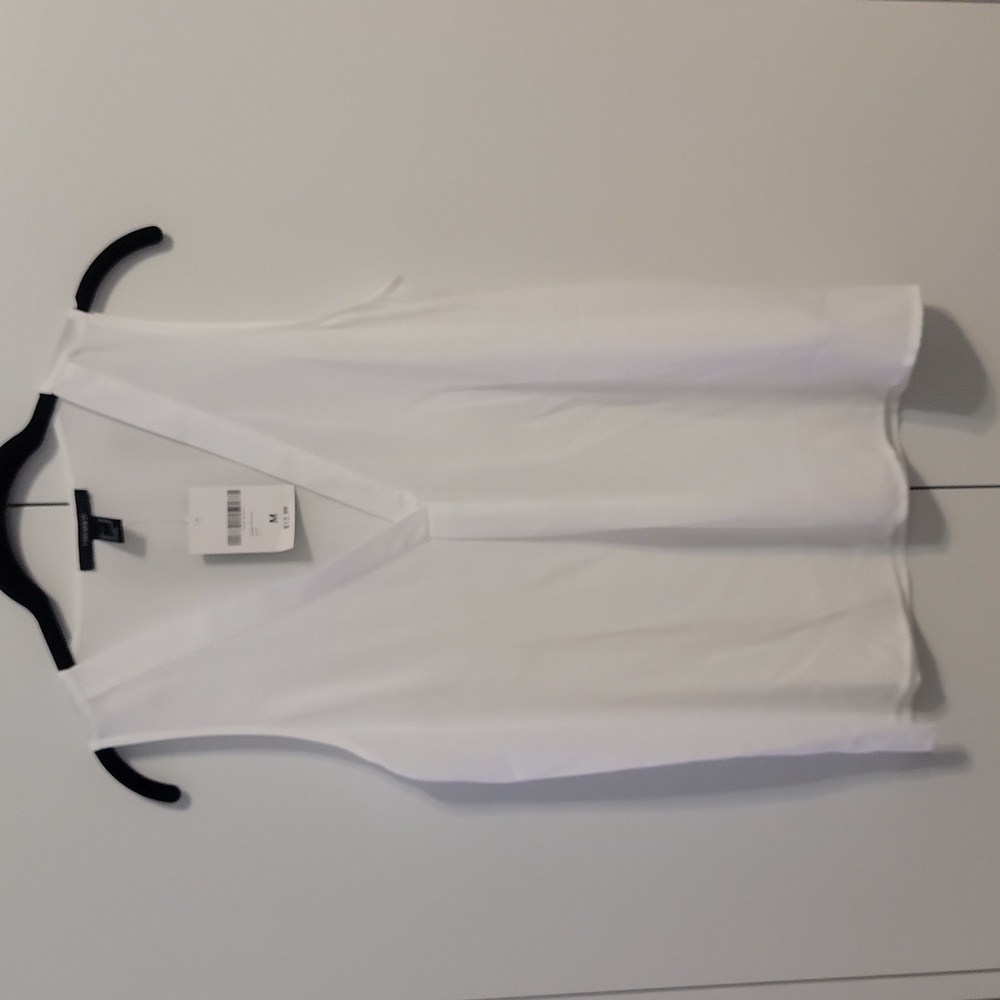 NWT Forever 21 V-Neck White Blouse - M